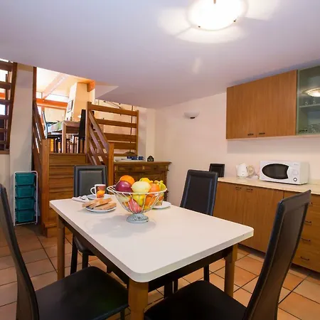 Sainte-foy-l'argentiere Chalet Sleeps 9 Chalet Chamonix