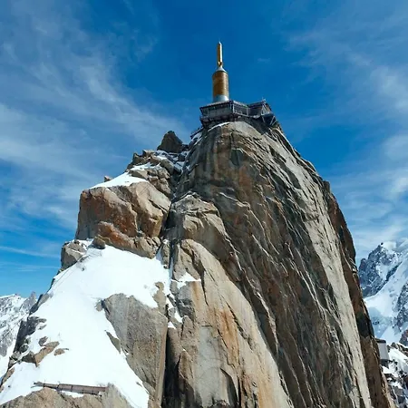 Sainte-foy-l'argentiere Chalet Sleeps 9 Chalet