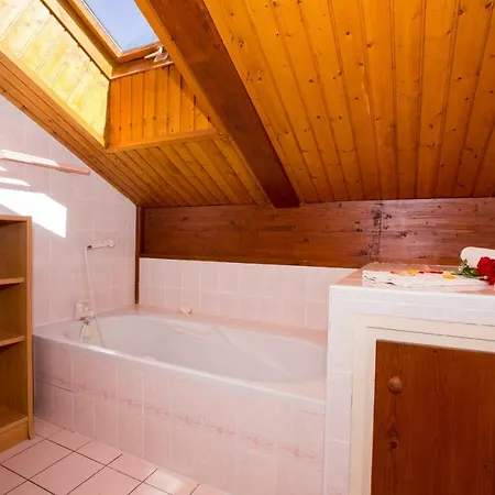 Sainte-foy-l'argentiere Chalet Sleeps 9 Шале Шамоні
