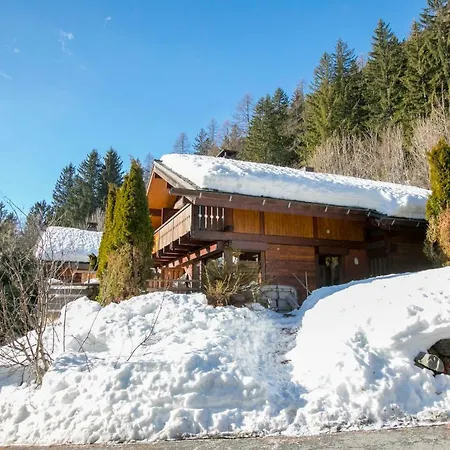 Chalet Sainte-foy-l'argentiere Chalet Sleeps 9 Chamonix